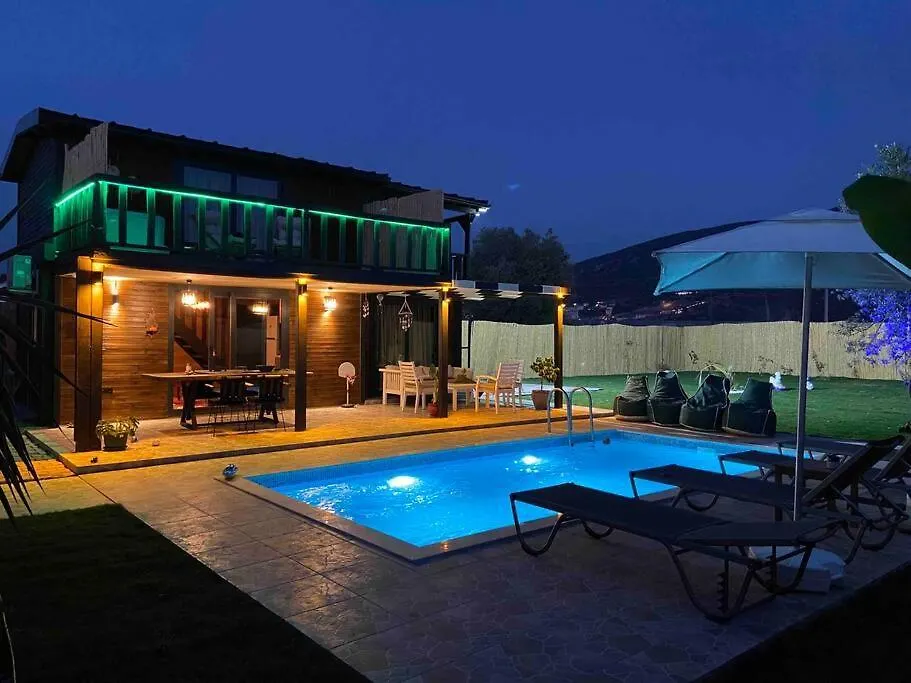 Aslan Villa Fethiye Denize Yakin Merkeze Yakin